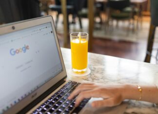 Müşteri Yorumları Google Aramalarında İşletmenizi Nasıl Zirveye Taşır?