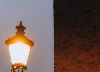 Kötü Yorumlara Soğukkanlılıkla Yaklaşmak Neden Önemlidir? Farkı Keşfedin!