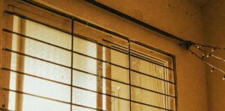 Google Yorumları Otomatik Olarak Siler Mi? Gerçekler ve Çözümler