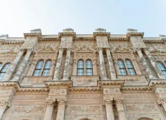 Rakiplerden Gelen Kötü Yorumlara Yanıt Nasıl Yazılır? Etkili Taktikler!