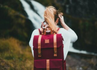 Şikayet Edilen Yorumlar Kim Tarafından İncelenir? Merak Edilenler